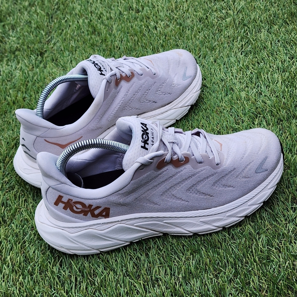 HOKA ARAHI 6 - Womens Athletic Shoes - SIZE 8B - Picture 5 of 9